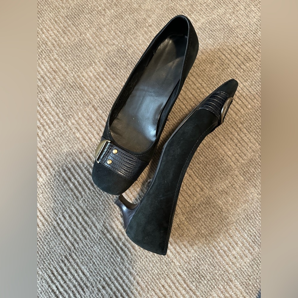 Half inch heel.  Like flats